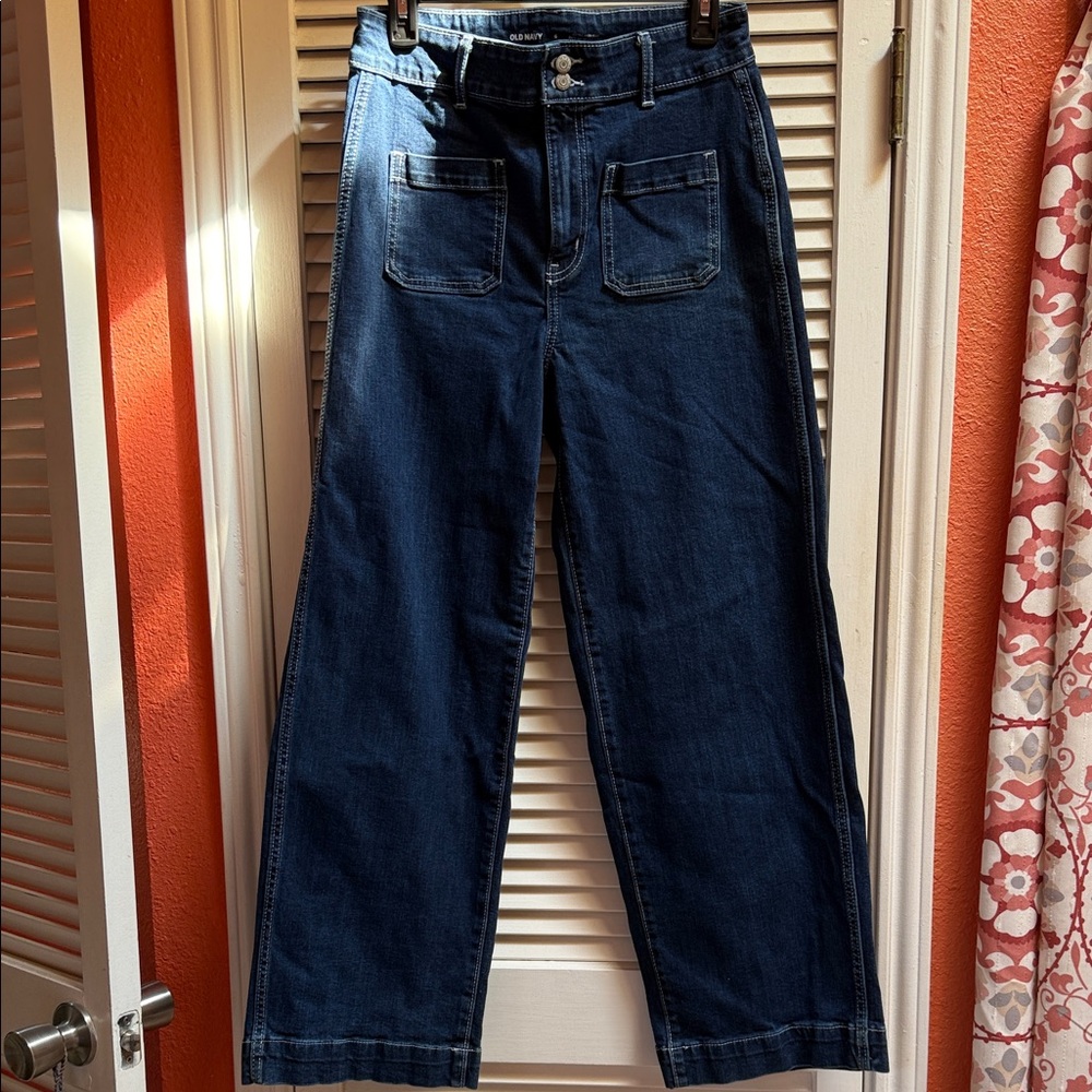 Women’s size 6 extra high rise wide leg jeans